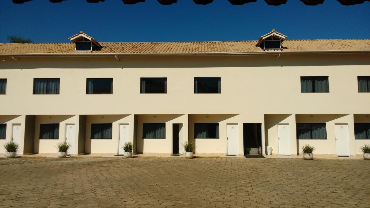 Hotel Santiago Lindóia Εξωτερικό φωτογραφία