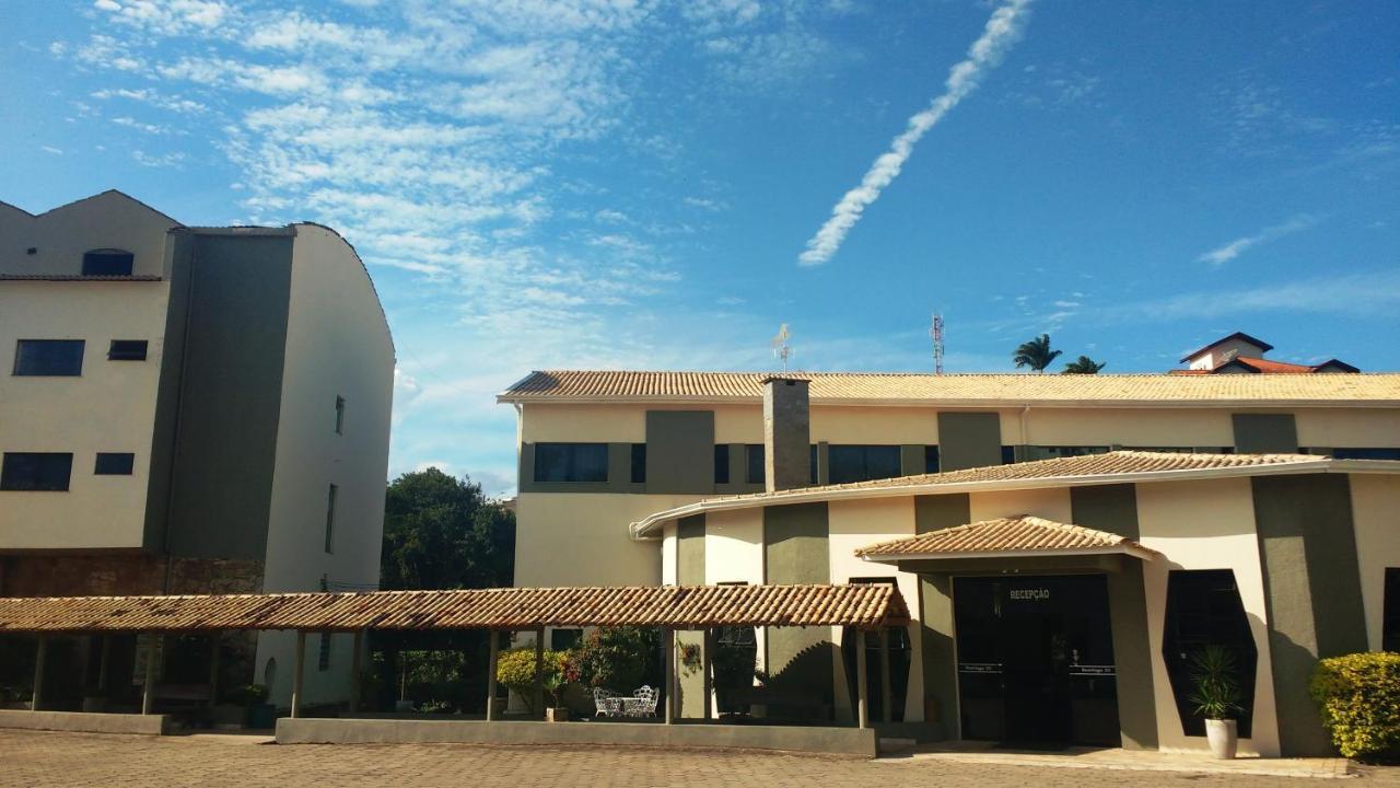 Hotel Santiago Lindóia Εξωτερικό φωτογραφία